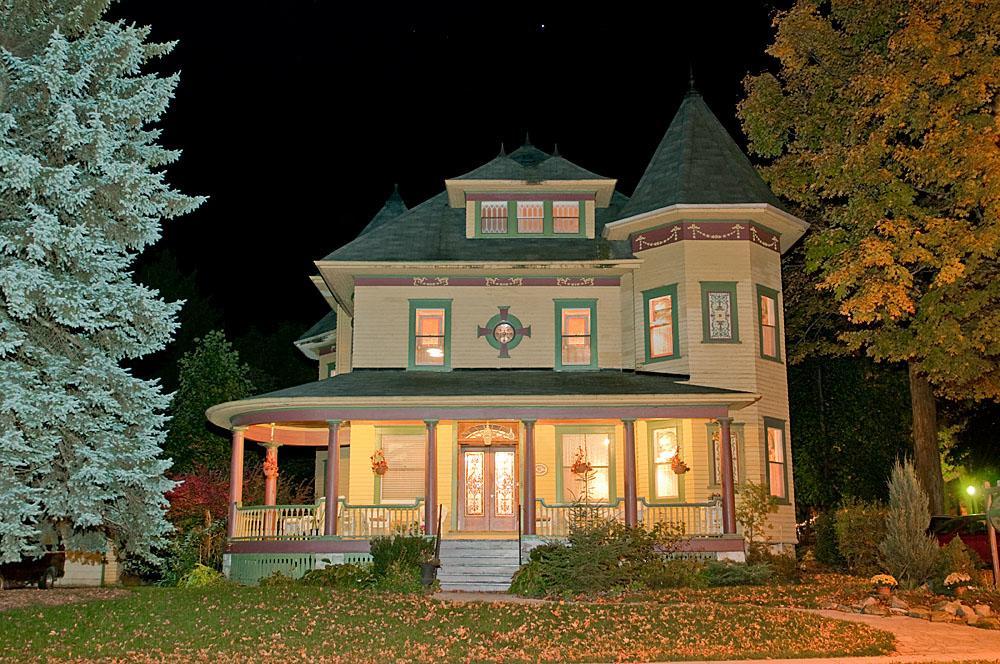 Sleepy Hollow B&B Gananoque Buitenkant foto